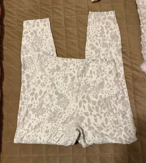 Lululemon Leggings white print thumbnail 1