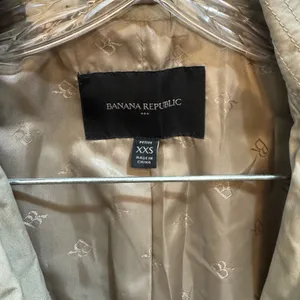 Banana Republic Tan Trench Coat thumbnail 3