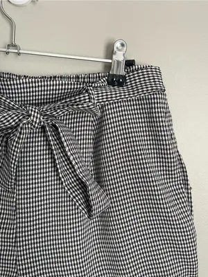 SIENNA SKY Gingham Plaid Tie-Waist Shorts Sz M thumbnail 2