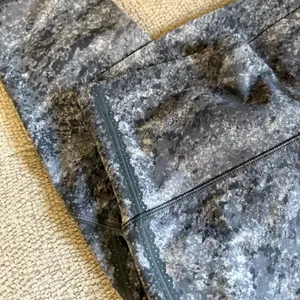 LULULEMON Stop Drop &‎ Squat Tight In Area Ice Grey Size 6 thumbnail 4