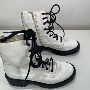 Steve Madden Combat Boots Women 5.5M Tornado White Round Toe Lace Up/Zip Moto thumbnail 3