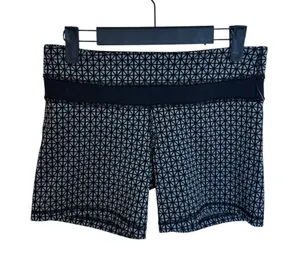 Lululemon Tri Geo Silver Spoon Black Groove Shorts thumbnail 1