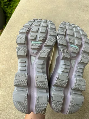 On Running Cloudventure Waterproof Lace Up Sneakers Womens 11 Purple White Gray thumbnail 9