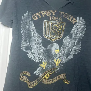 Lucky Brand Gypsy Tour 1968 Eagle Graphic Tee Studded Charcoal Gray Small boho thumbnail 2