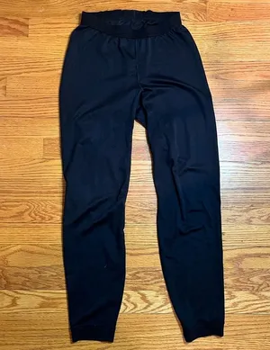Patagonia Capilene Womens Size XS Black Base Layer Leggings Style 44303 thumbnail 1