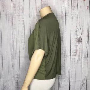 Express NWT Size XL Green Mixed Media Boxy Button Up Blouse Top thumbnail 2