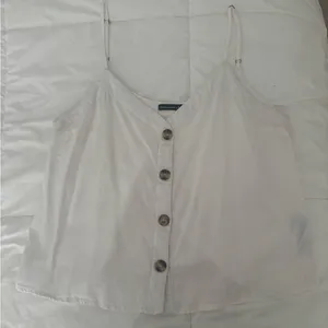 Abercrombie Linen White Button-Down Top thumbnail 1