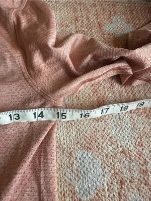 Lululemon Swiftly Relaxed Long Sleeve Shirt Pink Savannah White W3FUQS size 4 thumbnail 3