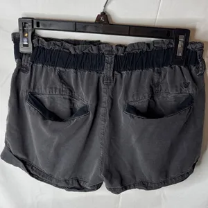 American Eagle Outfitters Dark Gray Women's Cargo Shorts thumbnail 2