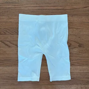 Zara bike shorts thumbnail 3