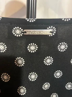 Michael Kors Black Dress with White Daisy Print and Metal Logo Size XL thumbnail 4