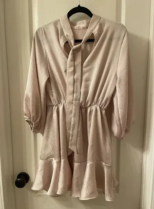 LIKE NEW Vici collection dress thumbnail 1