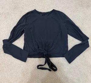 Lululemon Black Long Sleeve Tie Front Crop Top Athletic Yoga Top size medium thumbnail 1