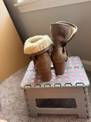 Style and Co Booties with Fur size 7 thumbnail 4