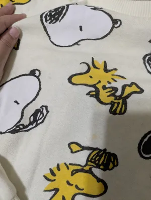 Peanuts Snoopy Cropped Off White Graphic Sweater Yellow Size XL thumbnail 2