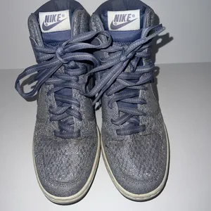 Nike Women's High-Top Wedge Athletic Shoes in Slate Gray thumbnail 5