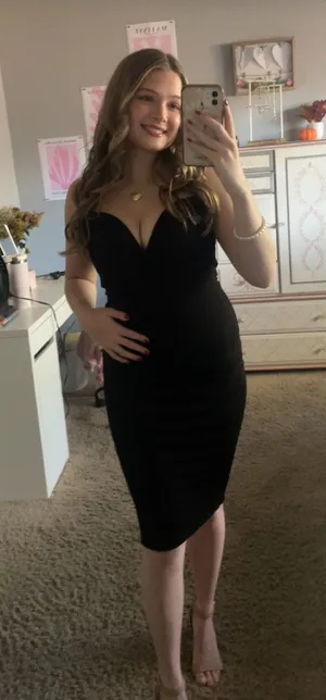 black dress Size M thumbnail 1