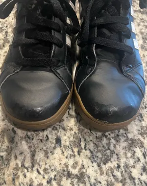 adidas Unisex Kids Black/White Low Top Lace-Up Sneaker Shoe US 4.5 thumbnail 5