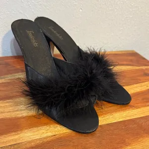 Vintage Y2K Frederick's of Hollywood Black Marabou Feather Satin Peep Toe Heel thumbnail 1