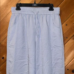 Ultra wide leg light blue flowy pull on pants Size L thumbnail 3