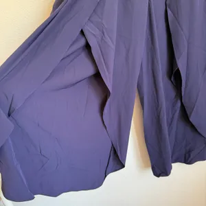 NWT Halara‎ Breezeful Palazzo Flowy Wide Leg Casual Pants in Patriot Blue thumbnail 5