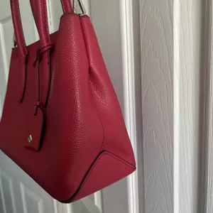 Kate Spade New York Red Leather Satchel Top Handle Crossbody Bag Medium thumbnail 4