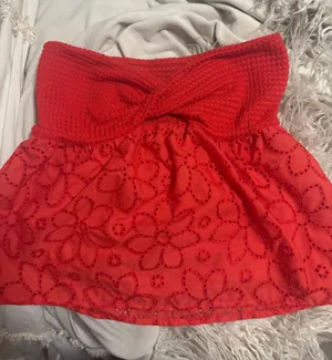 Amazon Red Strapless Top thumbnail 1