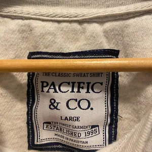 Panama City Beach Florida Beige Cream sweatshirt Size Large Vacation Cozy Crew thumbnail 3