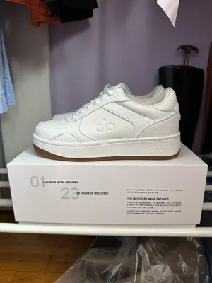 ALO Recover Mode Sneaker - Natural White/Gum thumbnail 3