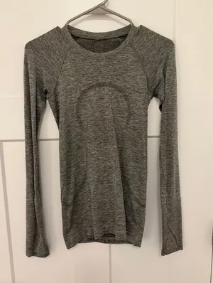 Lululemon Swiftly Tech Long Sleeve thumbnail 1