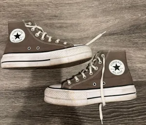 Brown platform high top converse  thumbnail 1