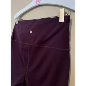Yogalicious lux purple biker shorts woman’s size small thumbnail 7