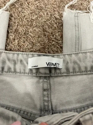 Vervet Light Wash High Waisted Jeans thumbnail 3