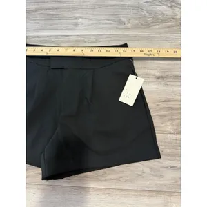A New Day Women’s Shorts 8 Black Stretch High Rise Dress Shorts NWT thumbnail 4