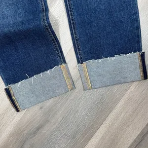Old Navy Jeans Women Size 6 Blue Mid Rise Boyfriend Cuffed Hem‎ Crop Distressed thumbnail 8