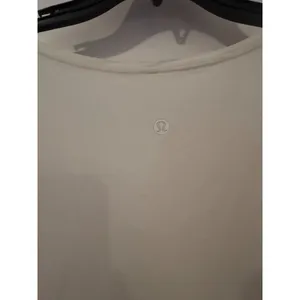 Lululemon White Shirt – Estimated Size Medium thumbnail 3