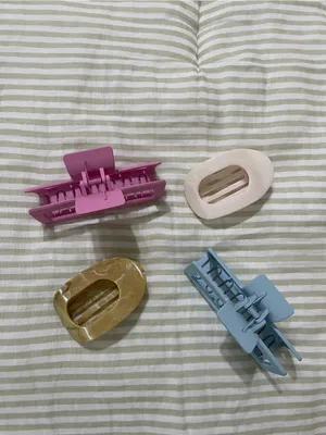 Large Claw Hair Clips and Flat Round Hair Clips Bundle Variety Pack thumbnail 4
