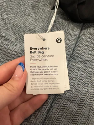 Black Lululemon Everywhere Belt Bag 1L thumbnail 4