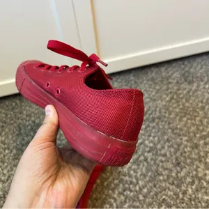 Converse Chuck Taylor‎ All Star Classic All Red Rare Sneakers Women’s Size 8 thumbnail 14