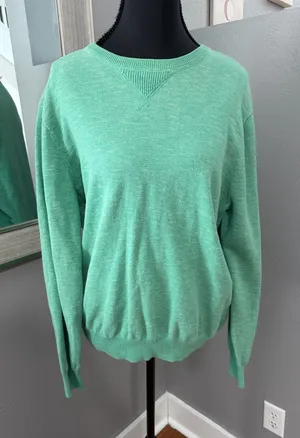J. Crew Green Pullover Crewneck Preppy Casual Sweater Size Medium. thumbnail 1