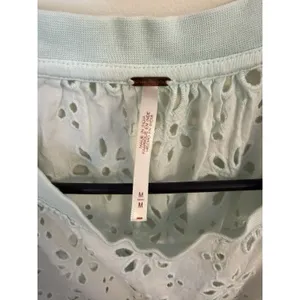 Free‎ People Women's Sadler Mini Dress Eyelet Fabric Ruffle Hem Boho Size Medium thumbnail 4
