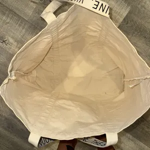 Vuori Rise And Shine Limited Edition Large Tote Bag, Viral Bag 2025! NewReusable thumbnail 5