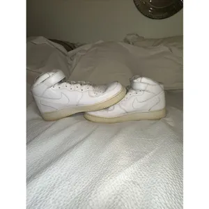 Nike Air Force 1 mid- White Leather Sz 11.5 thumbnail 3