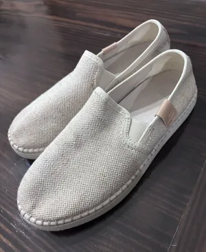 UGG® Women's Luciah Espadrille Flat Slip On Flat Sneakers Shoes. Size 7.5 thumbnail 1