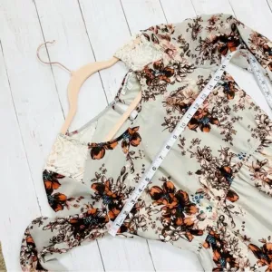 Charlotte Ruse‎ Floral Elastic Waist Size XS thumbnail 6