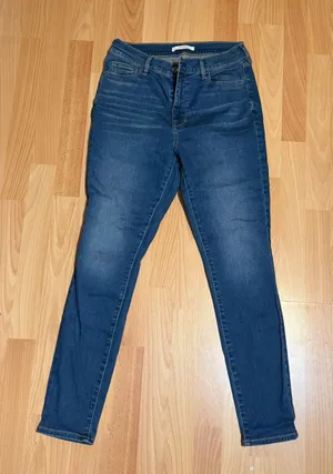 Forever 21 BUNDLE of 5 Jeans Zara, American Eagle, Pacsun, Abercrombie and Fitch etc. thumbnail 1