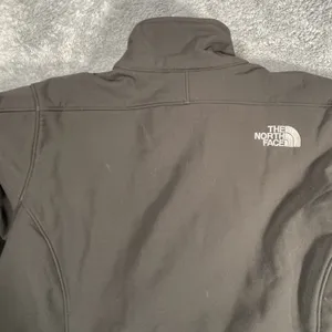 The North Face APEX Bionic Women's SZ Medium Black Softshell Full Zip Jacket thumbnail 10
