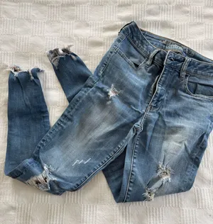 American Eagle High-Rise Jeggings thumbnail 1