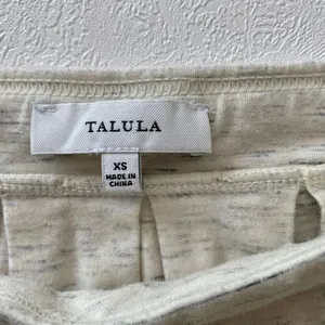 Talula Aritzia Pleated Skater Mini Skirt XS Soft Girl Preppy thumbnail 4