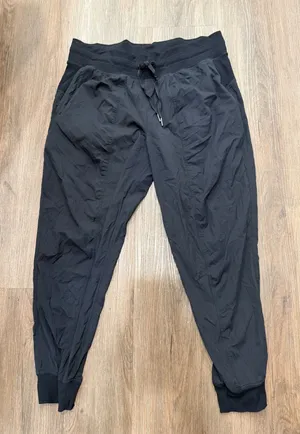 Lululemon Dance Studio Jogger Black Size 14 Lightweight Tapered Athletic‎ Pants thumbnail 1
